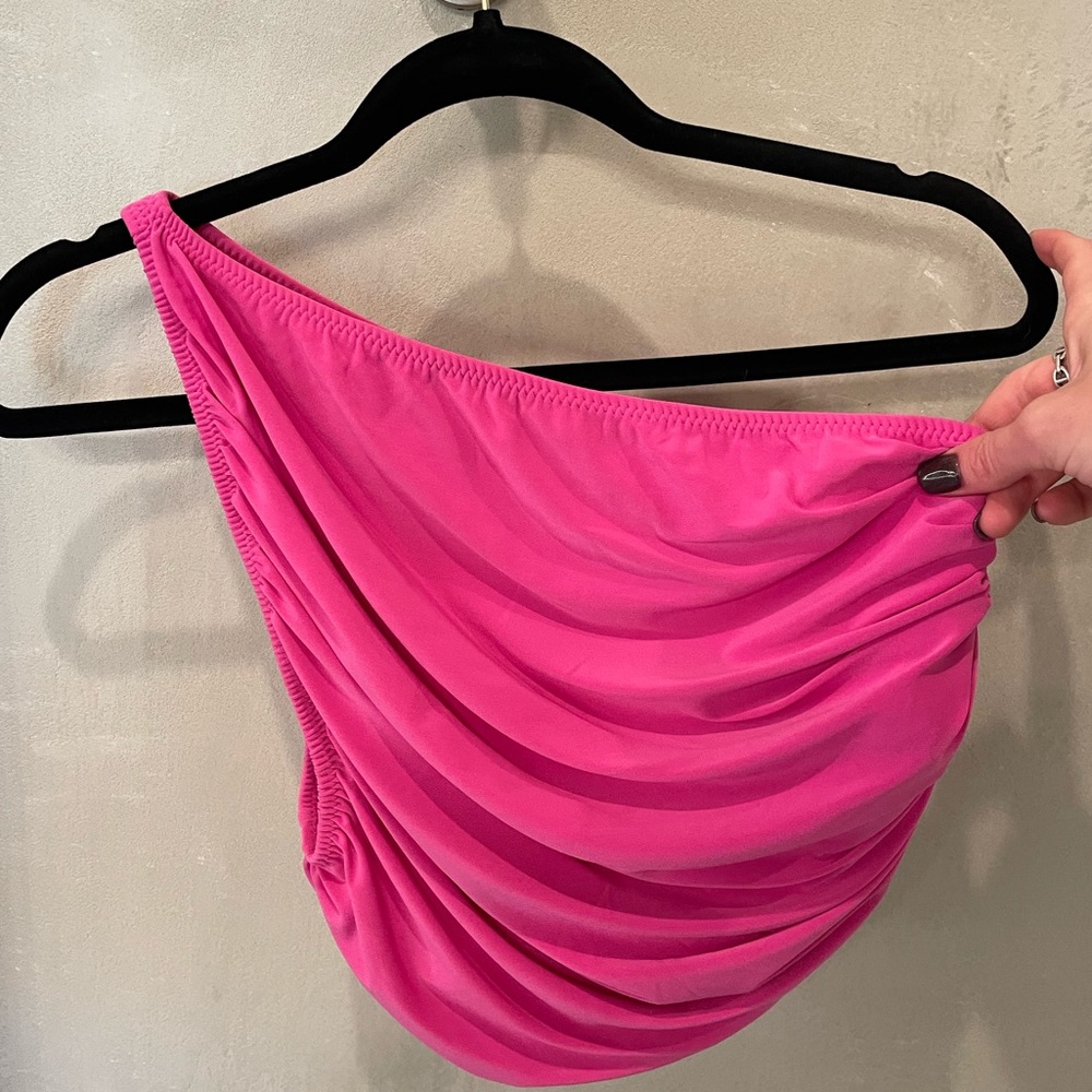 Norma Kamali One Shoulder top